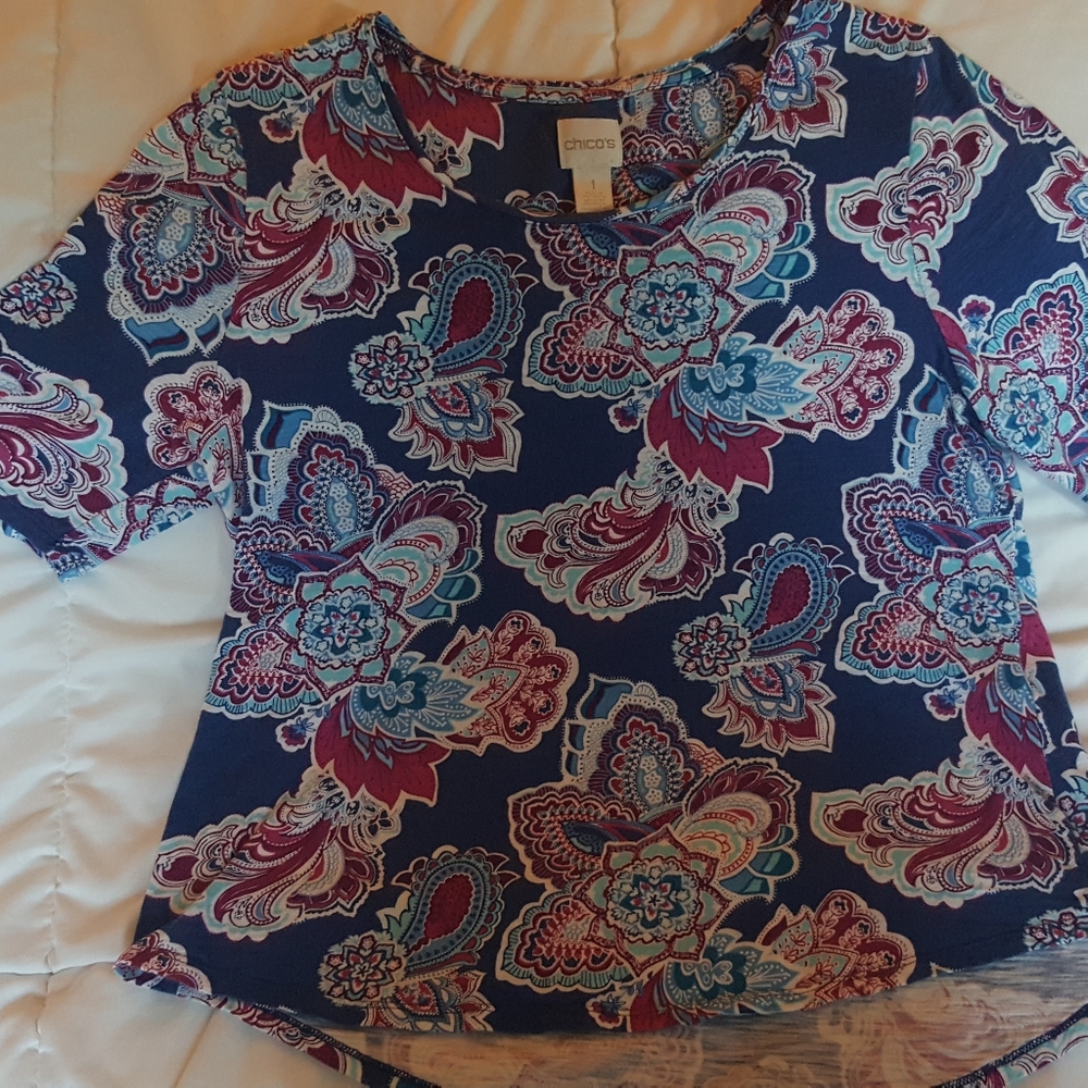 Chico's size 1floral  shirt